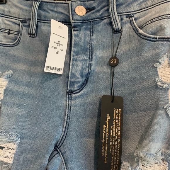 Bebe heartbreaker distressed - Picture 4 of 4